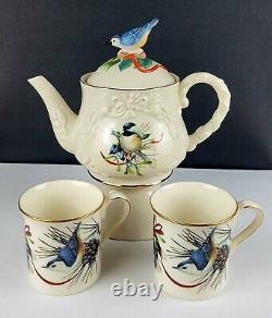 Lenox Winter Greetings -Chickadees/Nuthatch Teapot with Lid & 2 Coffee Mug Set