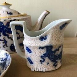 Lovely 13 piece Set English Chinoiserie Dragon & Coral inc. Teapot circa 1800