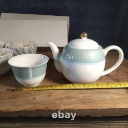 Maxim's de Paris Teapot Tea Pot Cup Set