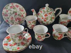 NWOB 13 Piece Strawberry Darice China Set Perfect Red Fancy Pretty magnificent