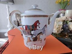 New Hermes Porcelain Tea and Coffee Pot in Gift Box Classic Cheval d'Orient