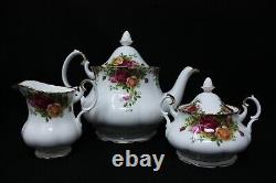 Old Country Roses Teapot, Creamer and Sugar Bowl with Lid Royal Albert