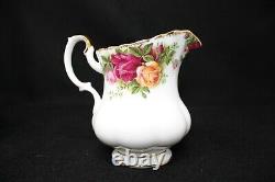 Old Country Roses Teapot, Creamer and Sugar Bowl with Lid Royal Albert