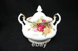 Old Country Roses Teapot, Creamer and Sugar Bowl with Lid Royal Albert