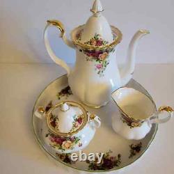 Old country Roses, 6 pieces teapot sugar, creamer and plate, 1962