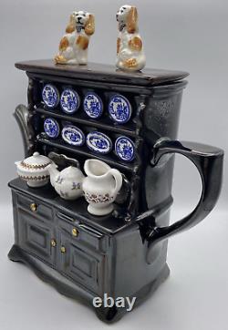 Paul CARDEW Welsh Dresser/Hutch Blue Willow large Teapot Made in England