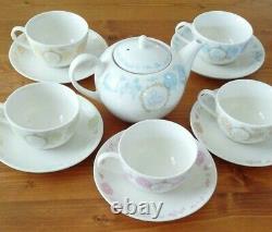 Peter Rabbit Tea Set Teapot Cups & Saucers 5 Set New