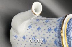 Porcelana Porcelain Qunita Nova Fleur De Lis 16pc Tea Set for 4 WithChocolate Pot