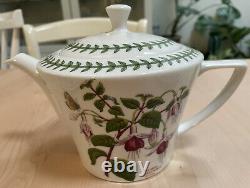 Portmeirion Botanic Garden Tea Pot & 2 Tea Cups set EUC