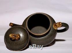Rare Antique Chinese 18th C ZiSha Pottery Teapot Marked QianLong PT142