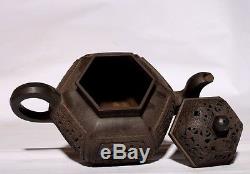 Rare Old Chinese Hand Carving ZiSha Pottery Teapot Marked GuangMing PT150