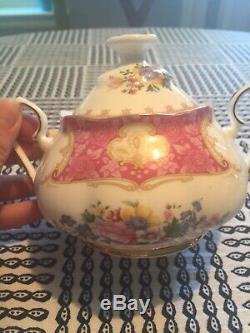Royal Albert Lady Carlyle Tea Set Tea pot Sugar And Creamer Excellent Condition