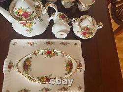 Royal Albert OLD COUNTRY ROSES Tea Pot Sugar Bowl Creamer Tray Tea Set