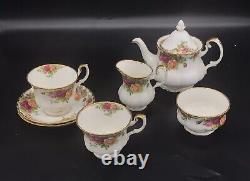 Royal Albert Old Country Rose TeaPot Sugar Creamer 2 Teacup & Saucers, 8 pc Set