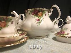 Royal Albert Old Country Roses 11 Piece Set Large Teapot Tea Cup Scalloped Mugs