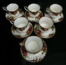 Royal Albert Old Country Roses 22 Piece Tea Set Including Tea Pot 1962-1973