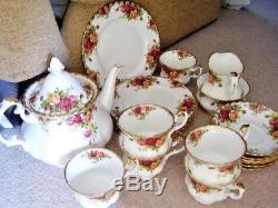 Royal Albert Old Country Roses England Full tea set, Large tea pot, 22 pieces, 1s