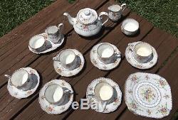 Royal Albert Petit Point Tea Pot 23 Pc Set/Lot GBC