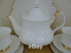 Royal Albert Val D'Or Tea Set inc Tea Pot White & Gold 25 Pieces