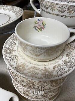 Royal China Co. Del Mar Lace 40 Piece China Tea Set (RARE TEA POT)