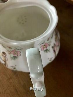 Royal Doulton Brambly Hedge Teapot with Sugar and Creamer Set