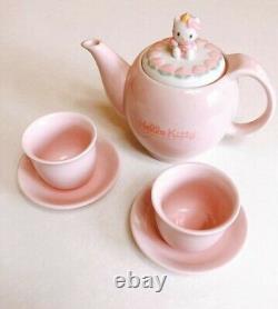 Sanrio Hello Kitty Teapot & 2 Cup & 2 Saucer Set From Japan