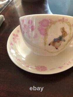 Second-hand goods Peter Rabbit Tea Set Teapot Cups & Saucers 5 Set