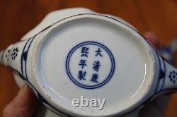Set 2 Vintage Unique Chinese Blue White Porcelain 6 Mini Teapots Reign Mark