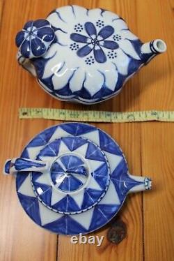 Set 2 Vintage Unique Chinese Blue White Porcelain 6 Mini Teapots Reign Mark