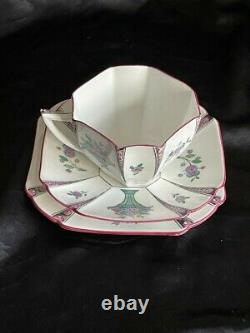 Shelley Queen Anne Tea Set Vase Of Flowers Pattern No 11495 Including Teapot