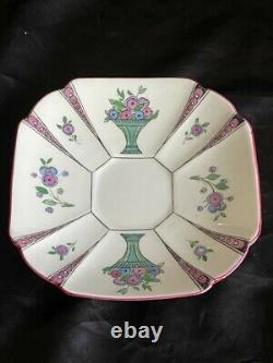 Shelley Queen Anne Tea Set Vase Of Flowers Pattern No 11495 Including Teapot