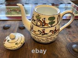 Staffordshire Crown Hunting Scene Fine Bone China Teapot withCover 6.76 Tall VTG