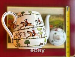 Staffordshire Crown Hunting Scene Fine Bone China Teapot withCover 6.76 Tall VTG