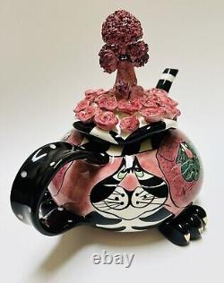 Swak Lynda Corneille Whimsical Tea Pot Sasha Pink Poodle Cats Sealed with a Kiss