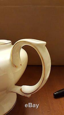 Tea Pot set with 4 cup and saucer Rare Imperial Garden Crown Stafford-shire