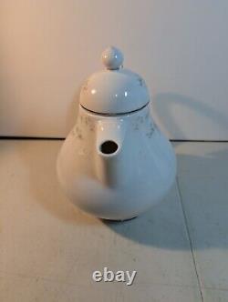Tea Set Noritake Ireland Tea Pot Cream Sugar Lid Patience White Blue Silver trim