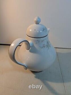 Tea Set Noritake Ireland Tea Pot Cream Sugar Lid Patience White Blue Silver trim