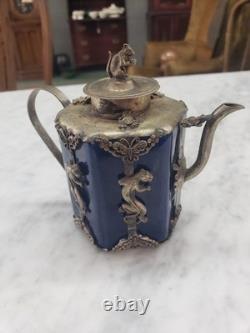 Tea pot, vintage