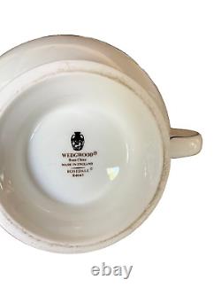 Teapot & Lid Rosedale R4665 by Wedgwood It is 6 1/2 tall and holds 4 cups