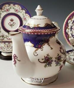 The Royal Collection QUEEN VICTORIA TEA SET English Bone China Teapot Cup Saucer