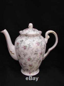Tuscan CHINTZ PINK Rose Buds Tea Set TEAPOT CUPS SAUCERS & PLATES 24PCS