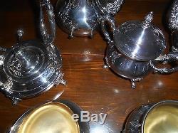 UNUSED TOWLE SILVERPLATE 7 PC. TEA SET