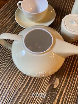 Villery Bosh The Tisane Tea Set, Teapot, Tea Cup, Creamer, Covered Sugar Bowl