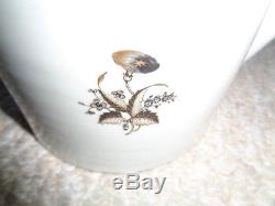 Vintage 18th century tea pot Lowestoft chinese export twisted handle black gray