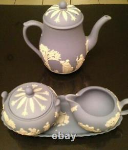 Vintage Blue White Wedgwood Jasperware Figural Scenic Tea Set Teapot Cream Sugar