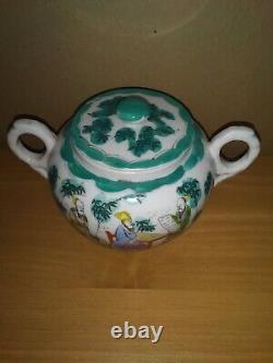 Vintage Chinese Porcelian Teapot Set of 2