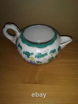 Vintage Chinese Porcelian Teapot Set of 2