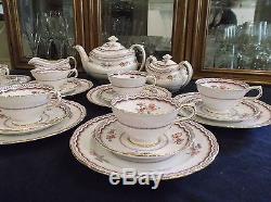 Vintage Copelands Grosvenor China Tea Set withPlates /26 Pieces Total 1930-40's
