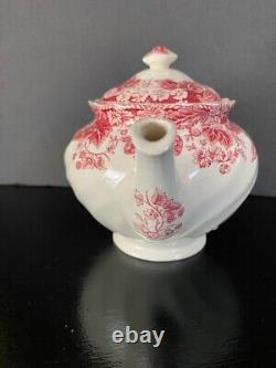 Vintage Johnson Bros Strawberry Fair Teapot Red Transferware 1959-73
