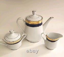 Vintage Royal Ming Tea Set. 3 Pieces. Pattern 6641 1940s. Amazing Condition